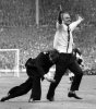 efc__1227801714_cavanagh-gets-floored.jpg